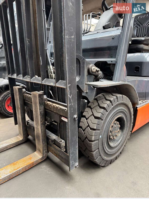 Другая спецтехника Toyota 8FG15 2018 в Киеве фото 4 Другая спецтехника Toyota 8FG15 2018 в Киеве