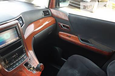 Мінівен Toyota Alphard 2009 в 