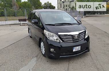 Минивэн Toyota Alphard 2010 в Днепре