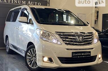 Мінівен Toyota Alphard 2014 в Одесі