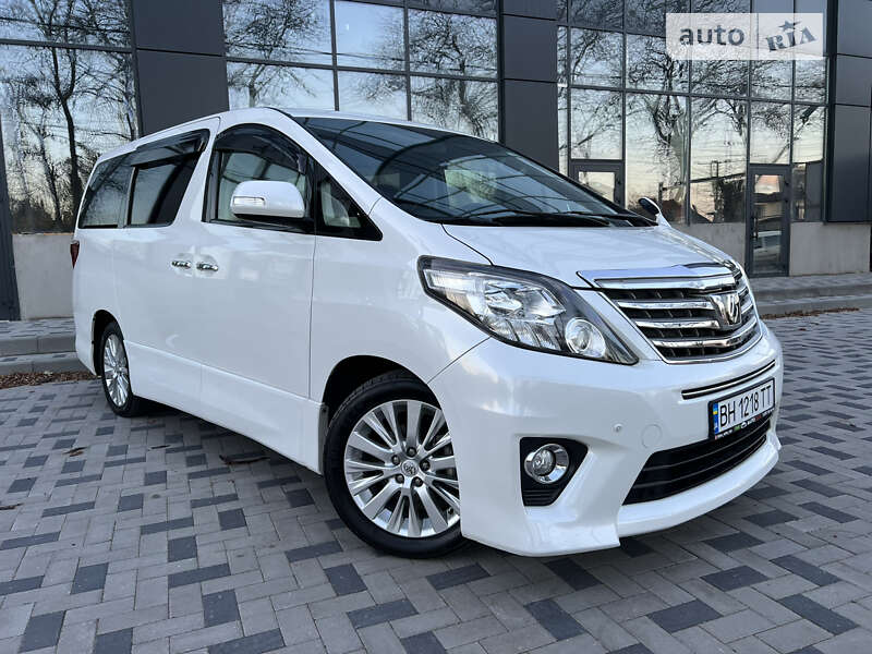 Мінівен Toyota Alphard 2014 в Одесі