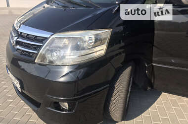 Минивэн Toyota Alphard 2007 в Бершади