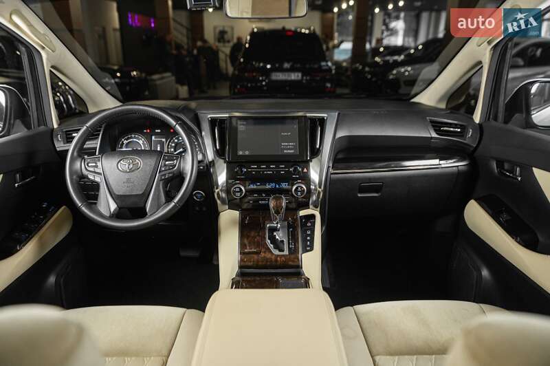 Мінівен Toyota Alphard 2023 в Одесі фото 20 Мінівен Toyota Alphard 2023 в Одесі