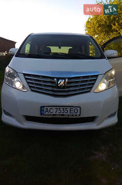 Минивэн Toyota Alphard 2009 в 