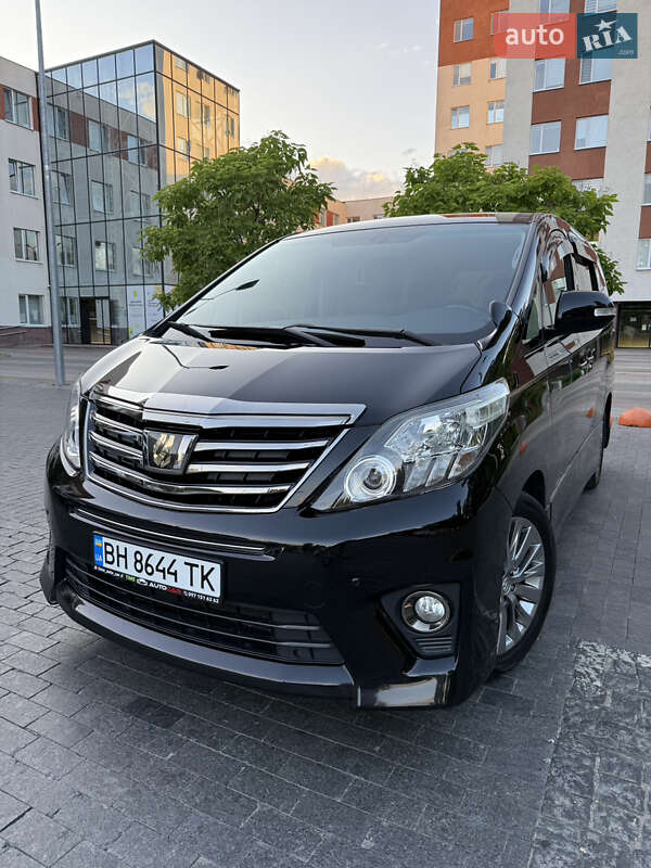Мінівен Toyota Alphard 2014 в Одесі