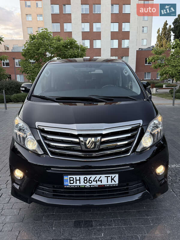 Мінівен Toyota Alphard 2014 в Одесі
