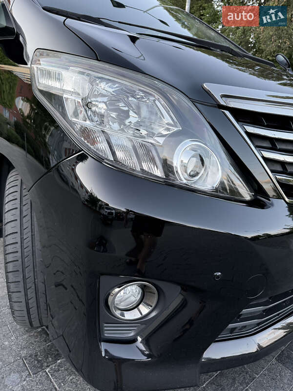 Мінівен Toyota Alphard 2014 в Одесі