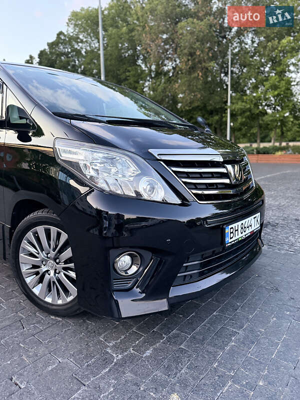 Мінівен Toyota Alphard 2014 в Одесі