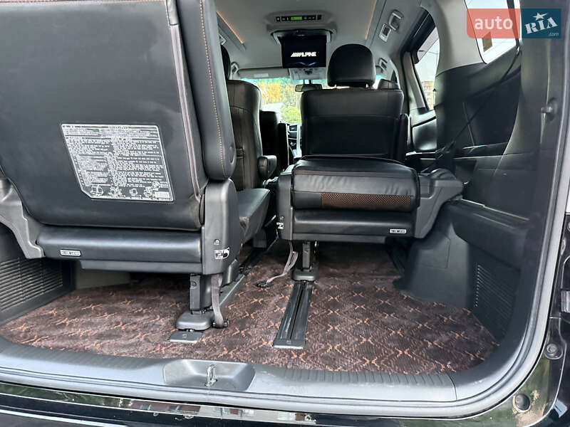 Мінівен Toyota Alphard 2014 в Одесі