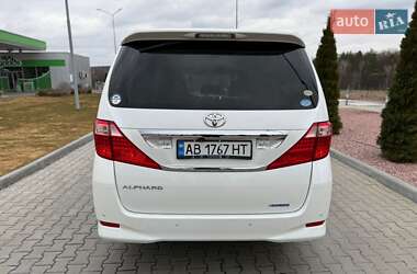 Мінівен Toyota Alphard 2010 в 