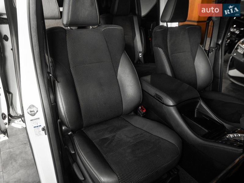 Минивэн Toyota Alphard 2020 в Одессе