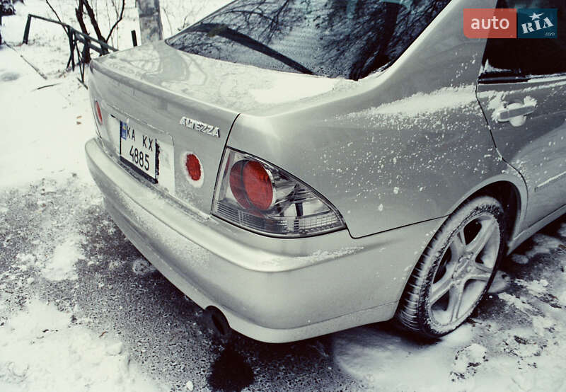 Седан Toyota Altezza 1999 в Киеве фото 9 Седан Toyota Altezza 1999 в Киеве