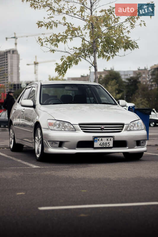 Седан Toyota Altezza 1999 в Киеве фото 23 Седан Toyota Altezza 1999 в Киеве
