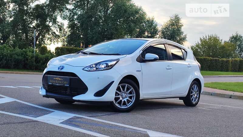 Продам Тойота Аква 2018 (KA9634KO) гибрид (hev) 1.5 хэтчбек бу в Киеве,  цена 12900 - AUTO.RIA
