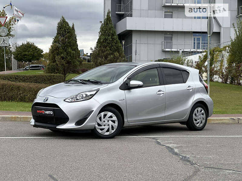 AUTO.RIA – Продам Тойота Аква 2017 гібрид (hev) 1.5 хетчбек бу у Києві ...