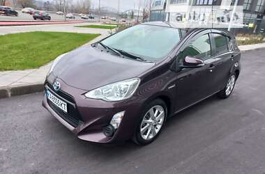 Хэтчбек Toyota Aqua 2016 в Киеве