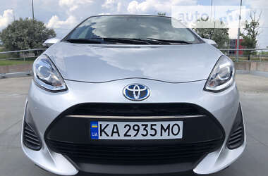 Хэтчбек Toyota Aqua 2019 в Киеве