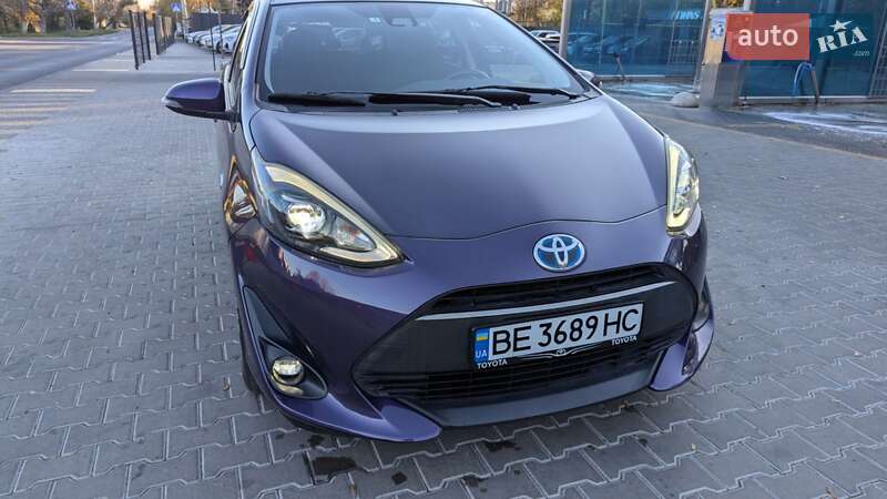 Хетчбек Toyota Aqua 2017 в Одесі