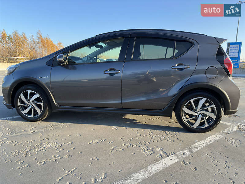 Хэтчбек Toyota Aqua 2019 в Киеве