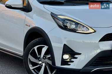 Хэтчбек Toyota Aqua 2017 в 