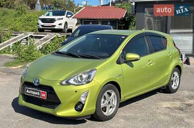 Хэтчбек Toyota Aqua 2015 в Виннице