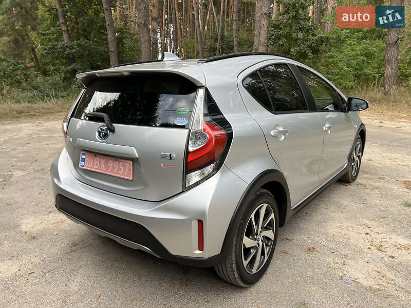 Хэтчбек Toyota Aqua 2017 в Василькове