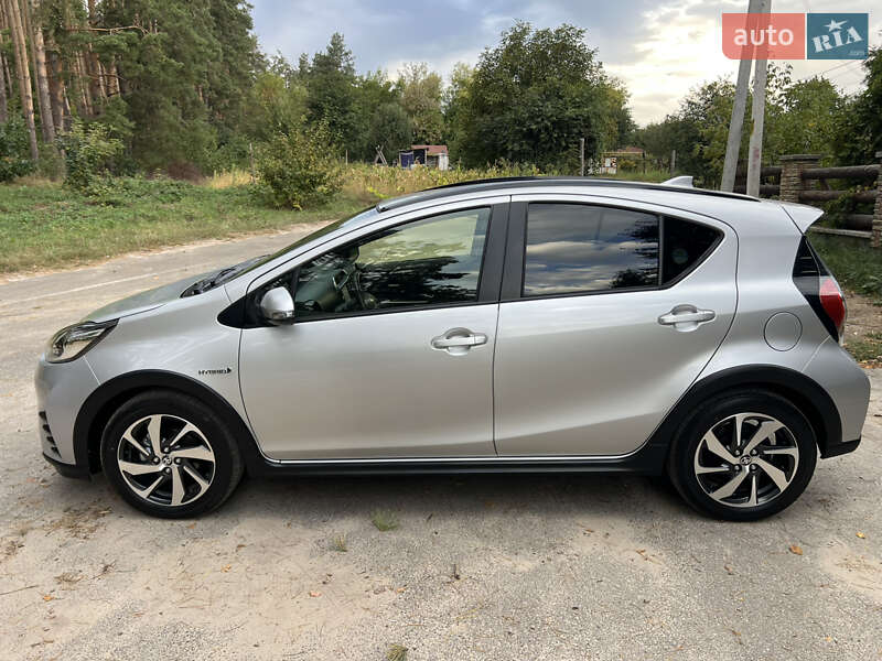 Хэтчбек Toyota Aqua 2017 в Василькове