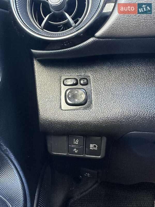 Хетчбек Toyota Aqua 2020 в Києві