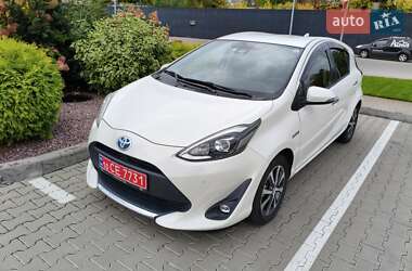 Хэтчбек Toyota Aqua 2020 в Киеве