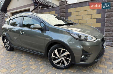 Хетчбек Toyota Aqua 2020 в 