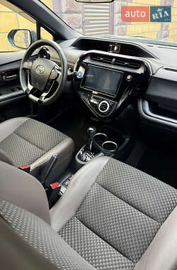 Хетчбек Toyota Aqua 2020 в 