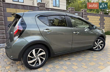 Хетчбек Toyota Aqua 2020 в 