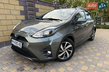 Хетчбек Toyota Aqua 2020 в 