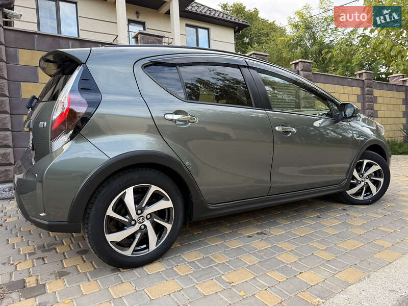 Хэтчбек Toyota Aqua 2020 в Одессе фото 49 Хэтчбек Toyota Aqua 2020 в Одессе