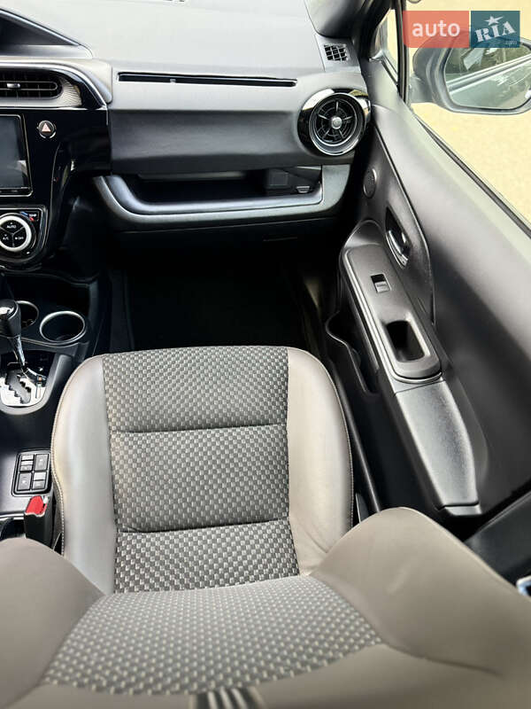 Хэтчбек Toyota Aqua 2020 в Одессе фото 65 Хэтчбек Toyota Aqua 2020 в Одессе