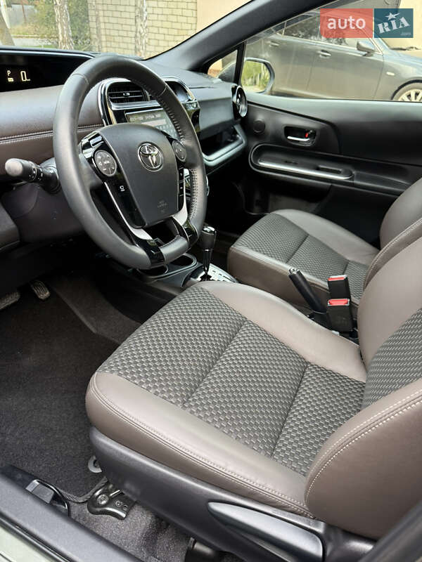 Хэтчбек Toyota Aqua 2020 в Одессе фото 80 Хэтчбек Toyota Aqua 2020 в Одессе