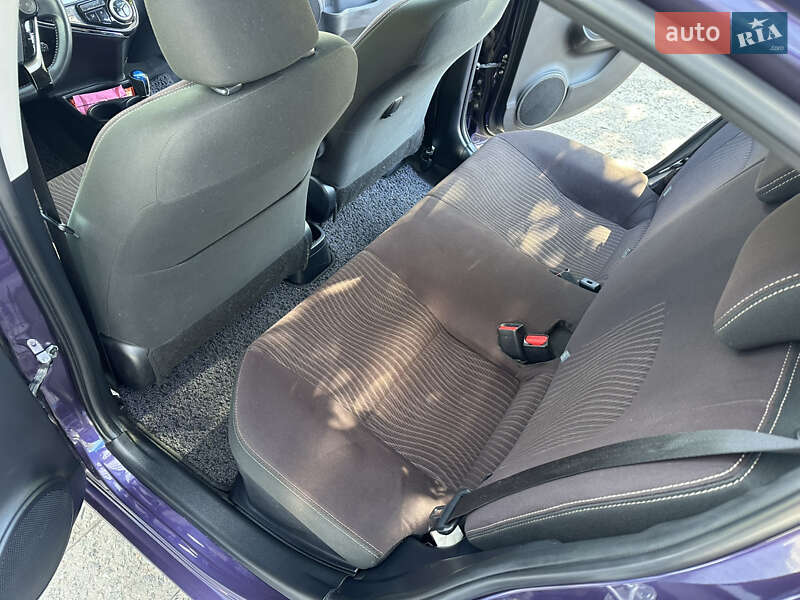 Хетчбек Toyota Aqua 2017 в Одесі