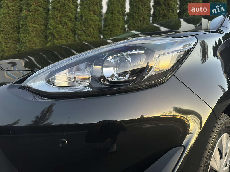 Хэтчбек Toyota Aqua 2018 в Киеве