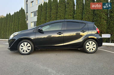 Хэтчбек Toyota Aqua 2018 в Киеве Хэтчбек Toyota Aqua 2018 в Киеве