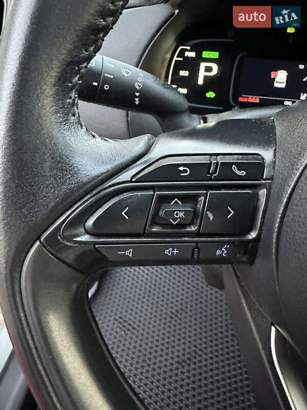 Хэтчбек Toyota Aqua 2022 в Киеве