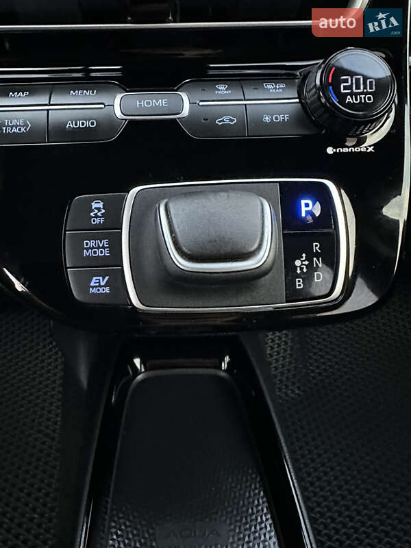 Хэтчбек Toyota Aqua 2022 в Киеве