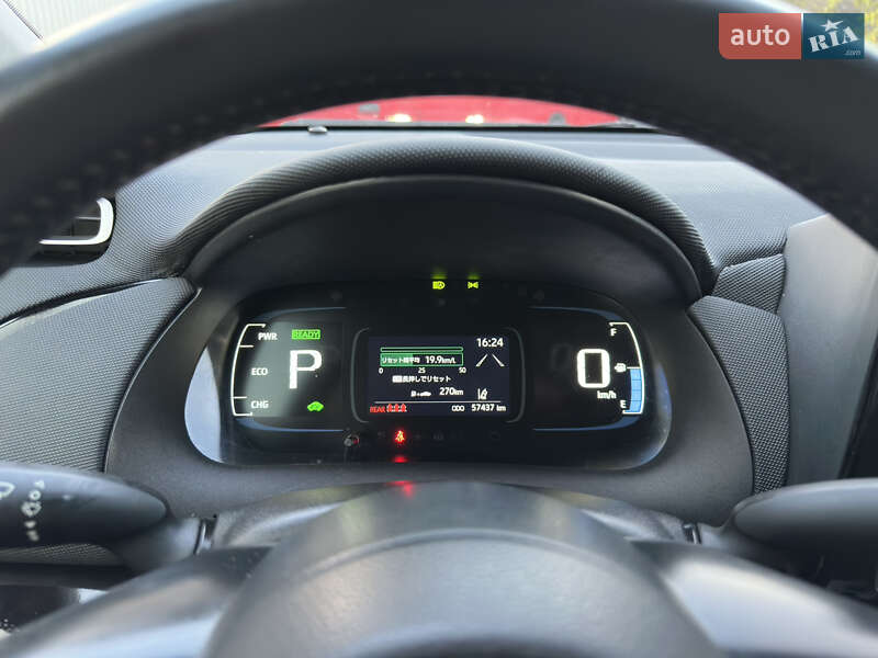 Хэтчбек Toyota Aqua 2022 в Киеве