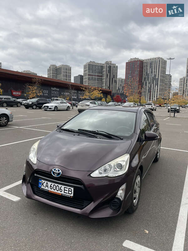 Toyota Aqua 2015 Toyota Aqua 2015