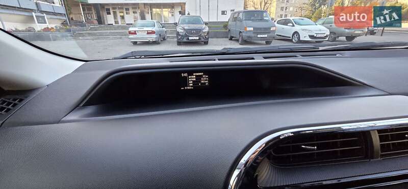 Хетчбек Toyota Aqua 2017 в Хмельницькому