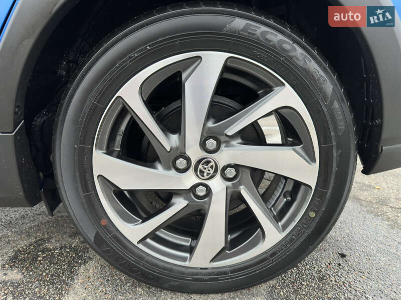 Хетчбек Toyota Aqua 2019 в Києві