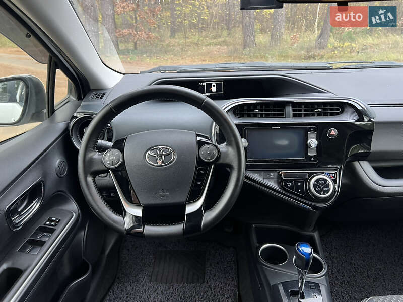 Хэтчбек Toyota Aqua 2018 в Василькове