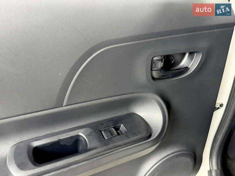 Хэтчбек Toyota Aqua 2018 в Одессе