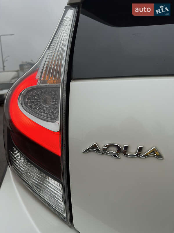 Хэтчбек Toyota Aqua 2020 в Киеве фото 13 Хэтчбек Toyota Aqua 2020 в Киеве