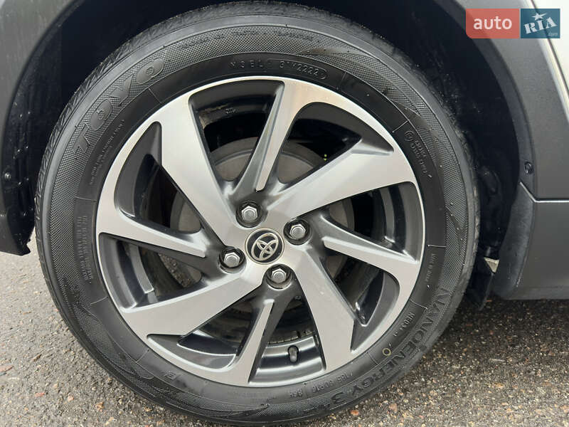 Хэтчбек Toyota Aqua 2020 в Киеве фото 21 Хэтчбек Toyota Aqua 2020 в Киеве