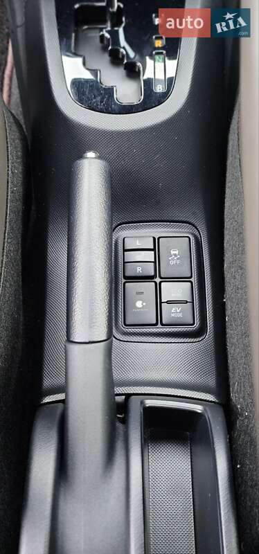 Хэтчбек Toyota Aqua 2019 в Харькове фото 50 Хэтчбек Toyota Aqua 2019 в Харькове